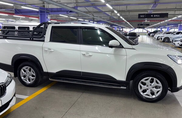 SSANG YONG REXTON